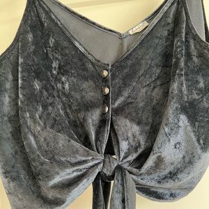 Madewell cropped velvet blue top